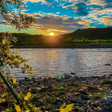 Lille Chili Eat And Sleep As 4*